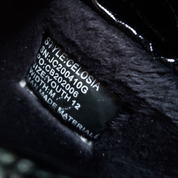 Cabrade Winter Waterproof Insulated Boots - Picture 5 of 9